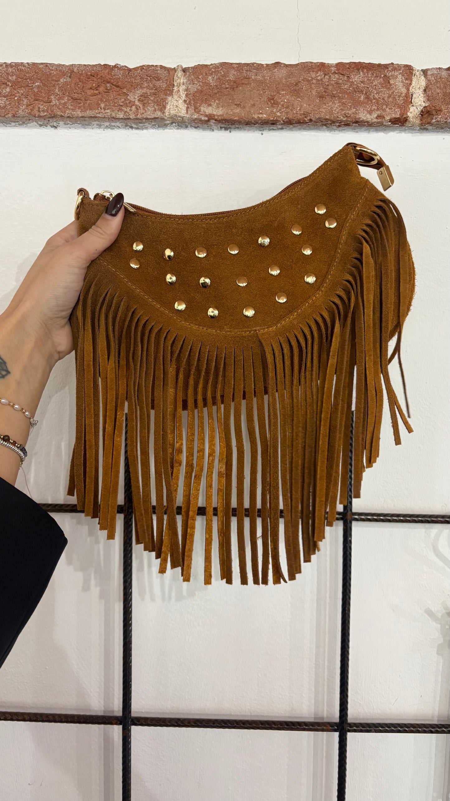 Borsa Mezzaluna Frange e Borchie